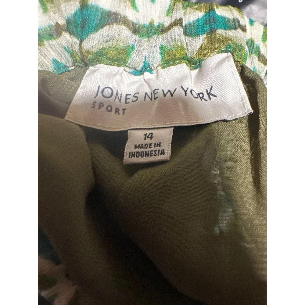 Jones New York Sport Maxi Skirt 14 Green Geometric Tiered Boho Chiffon Casual - Picture 6 of 6
